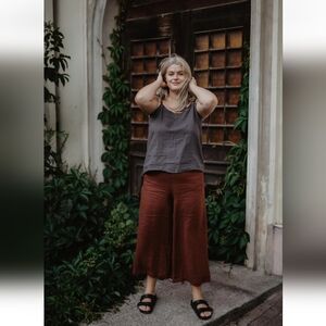 Lovely Amour Linen Tokyo Pants Terracotta Tag says XL but more Medium to Large
